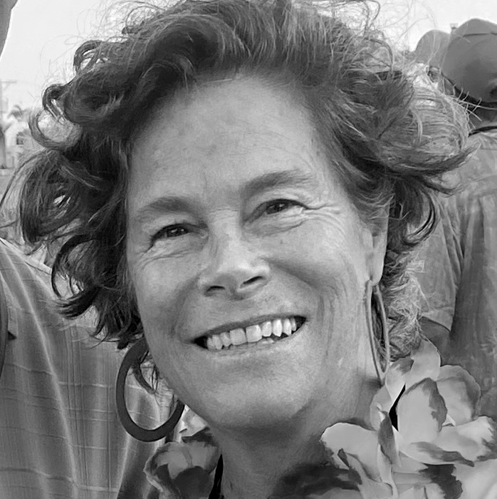 Deborah Lawrence Headshot