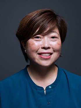 Sue Park Hur headshot